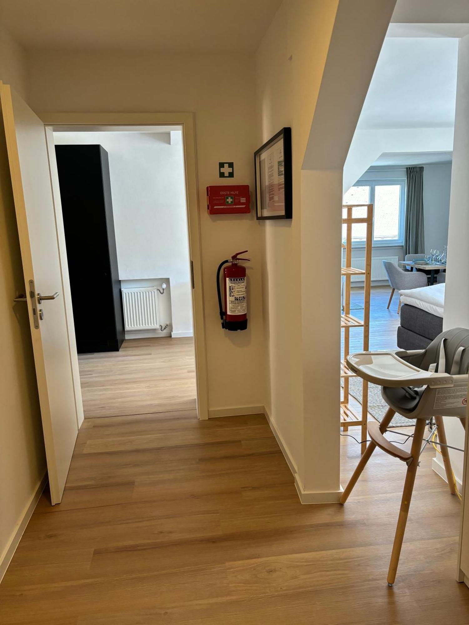 Gesamte Wohnung, Kueche, Parkplatz, Terrasse Bad Bellingen Extérieur photo
