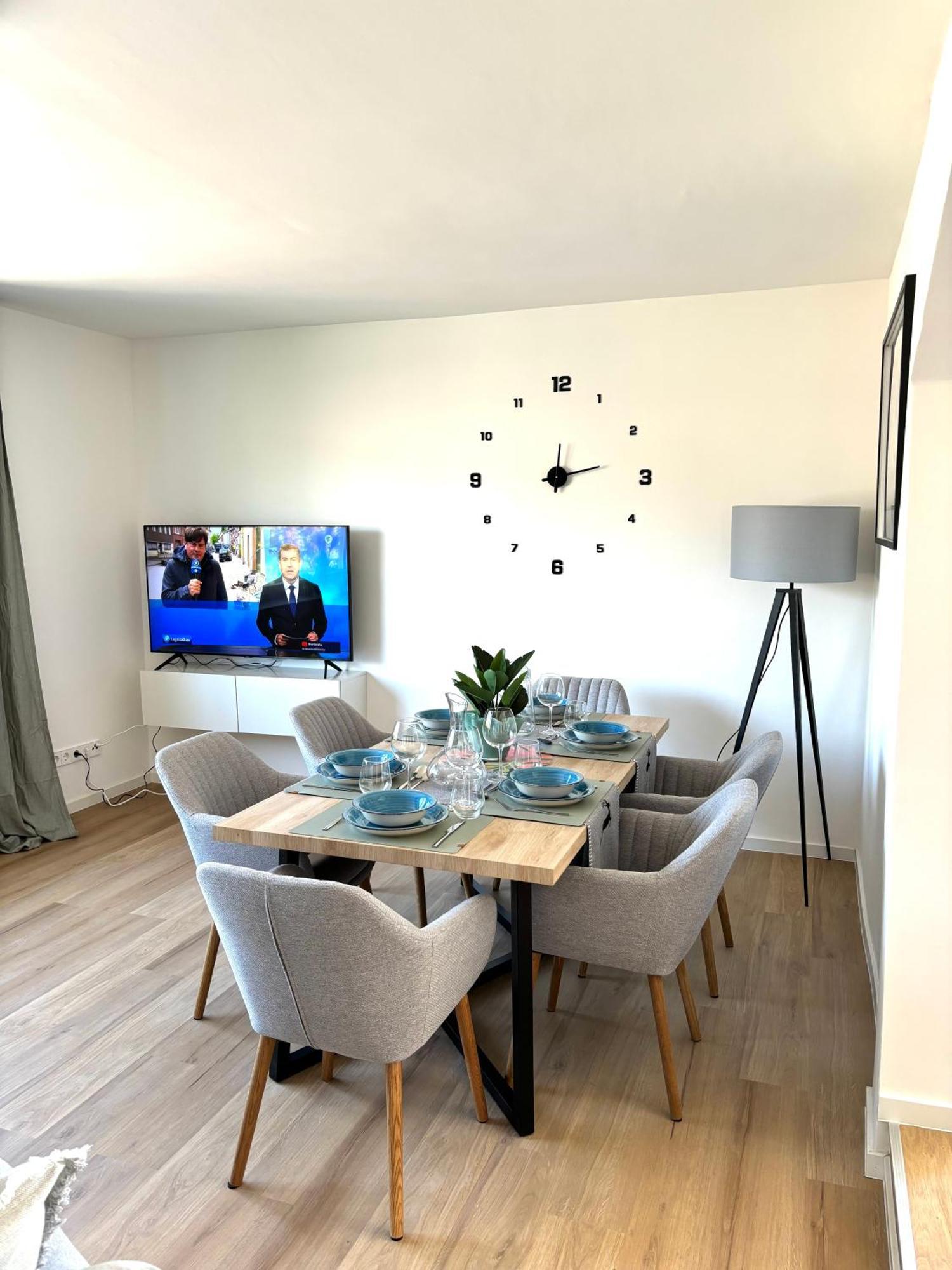 Gesamte Wohnung, Kueche, Parkplatz, Terrasse Bad Bellingen Extérieur photo