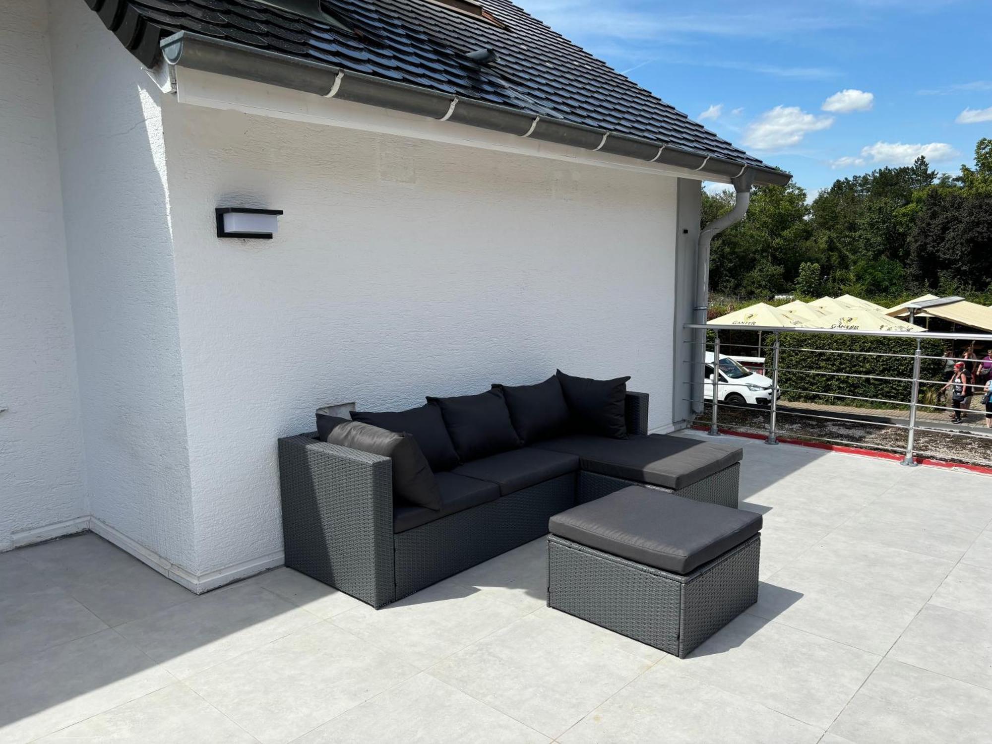 Gesamte Wohnung, Kueche, Parkplatz, Terrasse Bad Bellingen Extérieur photo